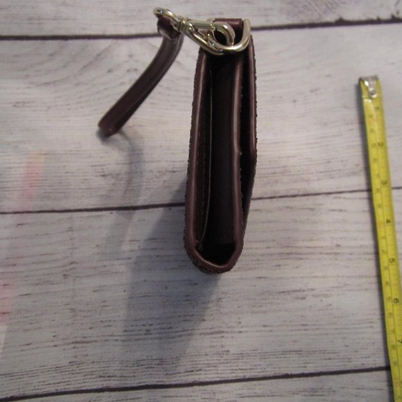 Kate Spade Laurel Way Red Glitter Wristlet - Picture 9 of 9